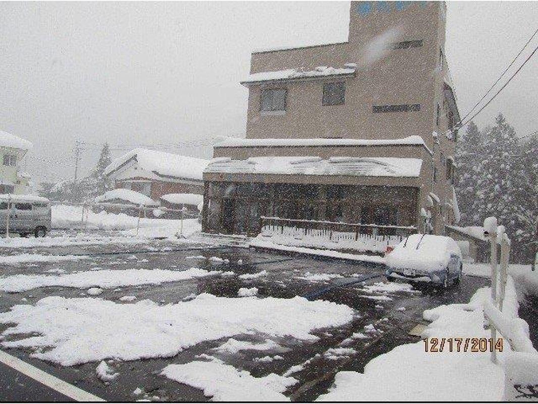 Hotel Onsen Minshuku Yutakaya Yuzawa  Zewnętrze zdjęcie